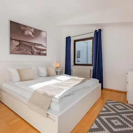 Sanssouci 03 Apartment